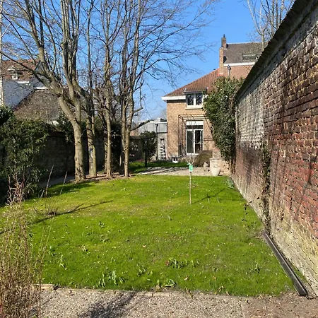 Holiday home Quaidemeuse *